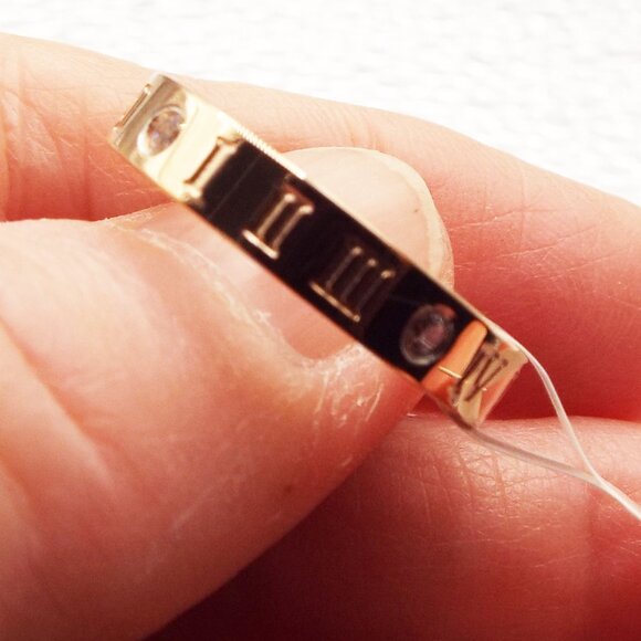 NWT DESIGNER ROMAN NUMERALS ROSE GOLD CLAD BAND W/ SETS SIZE 7 RING 76 - Picture 4 of 4